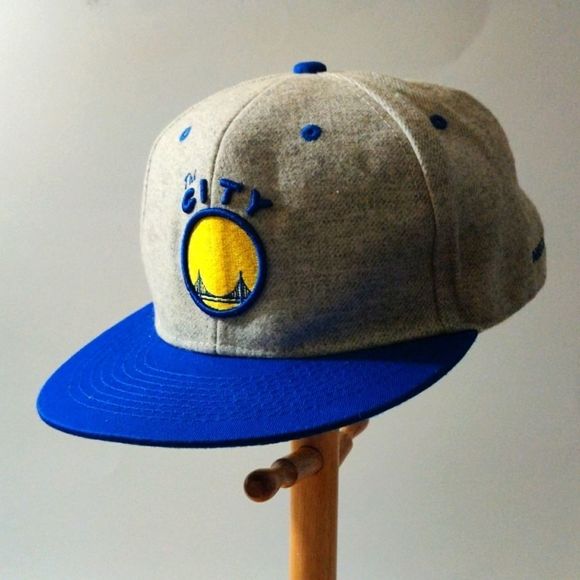 American Express VIP The City Golden Gates‎ Embroidery The City Snapback Hat main image 5